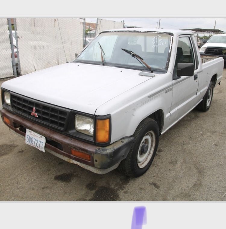 1992 Mitsubishi Mighty Max Pickup