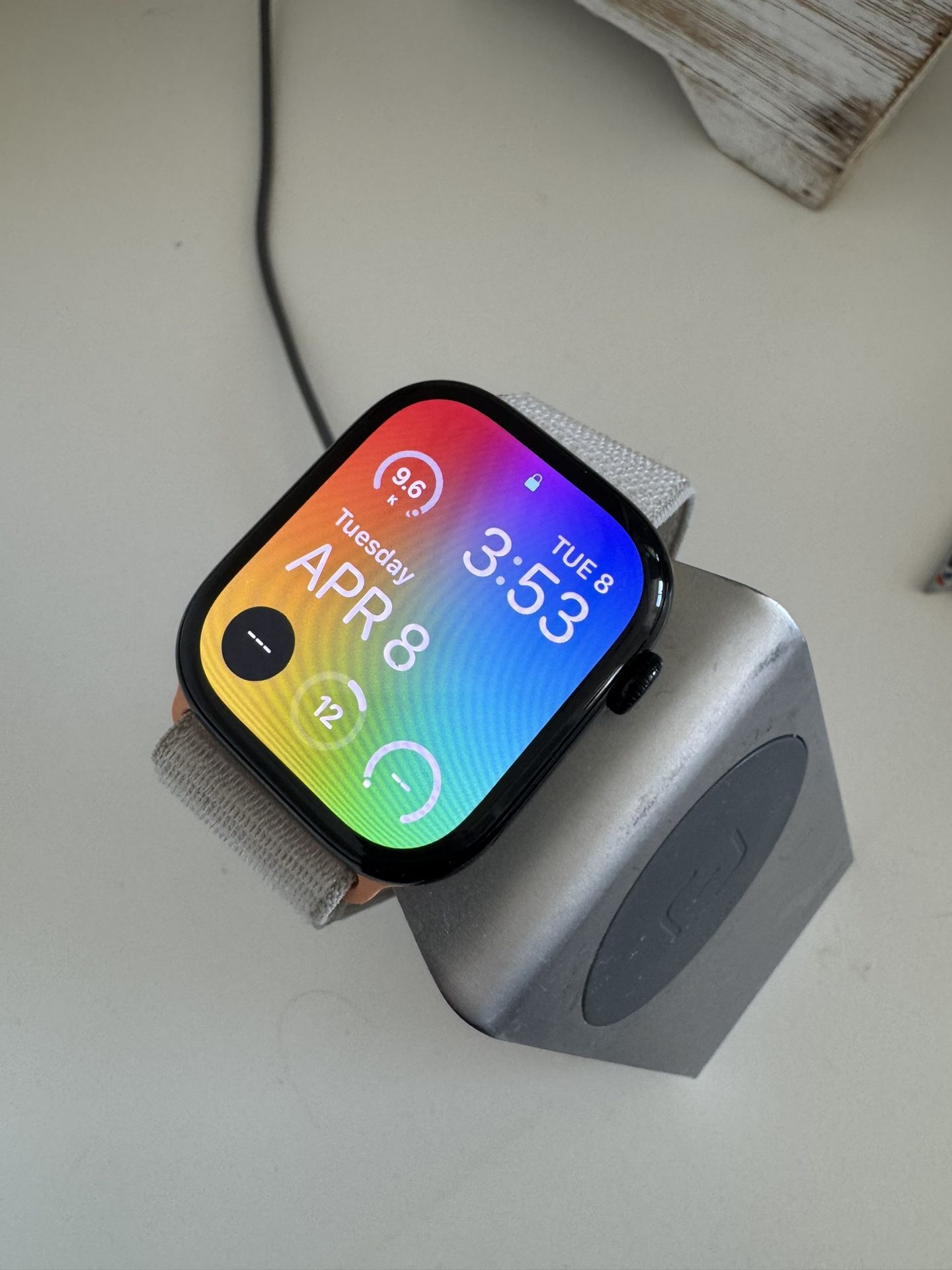 Apple Watch Series 8 (45mm) + MagSafe Duo Charger – Excellent Condition