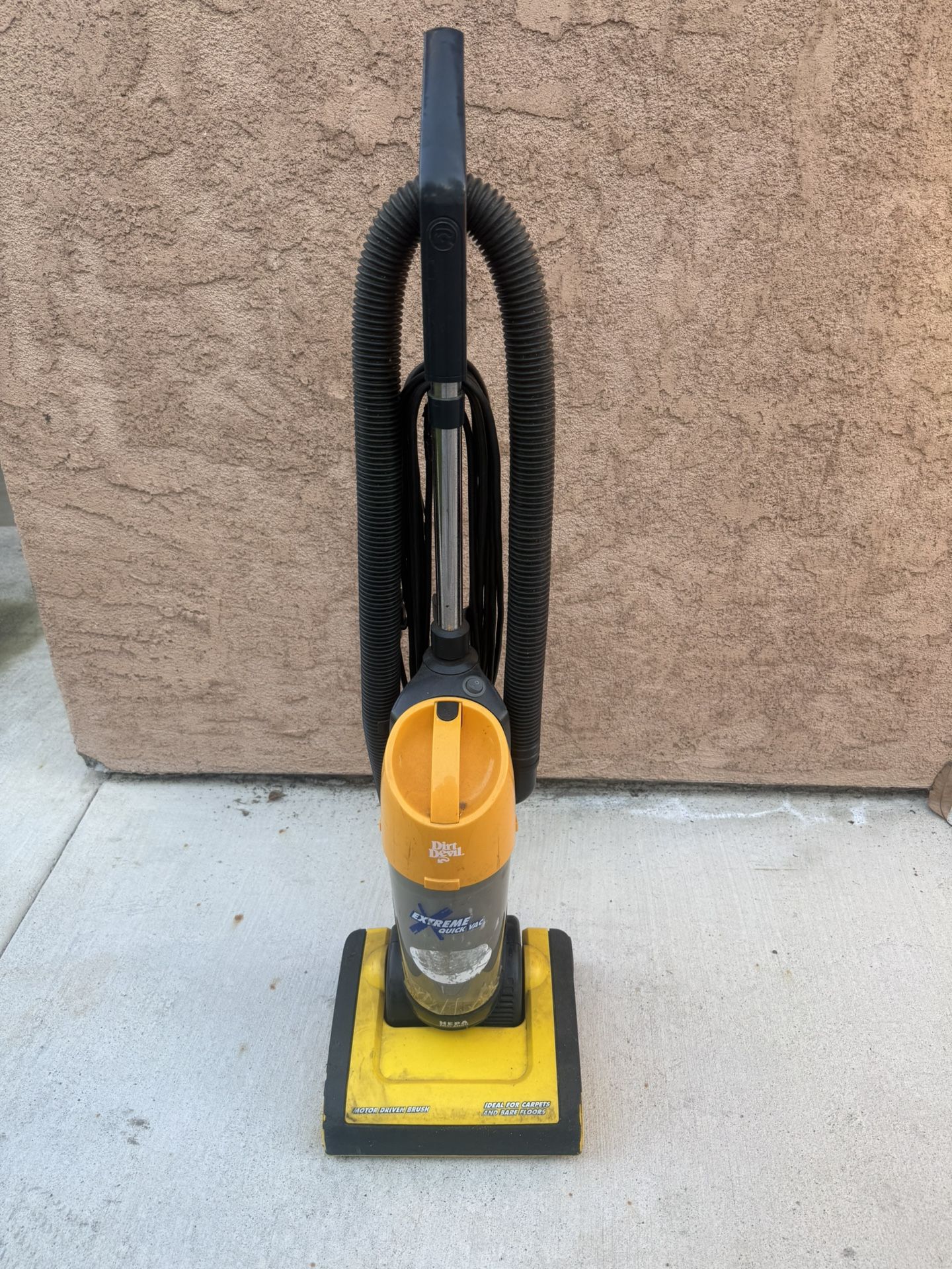 Dirt Devil Vacuum