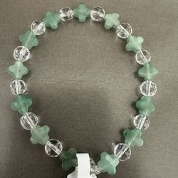 New, Beautiful Green Aventurine And Faceted Clear Quartz Crystal Bracelet. Jewelry Bag And Meanings Included.