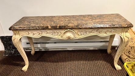 Pulaski Sofa Table