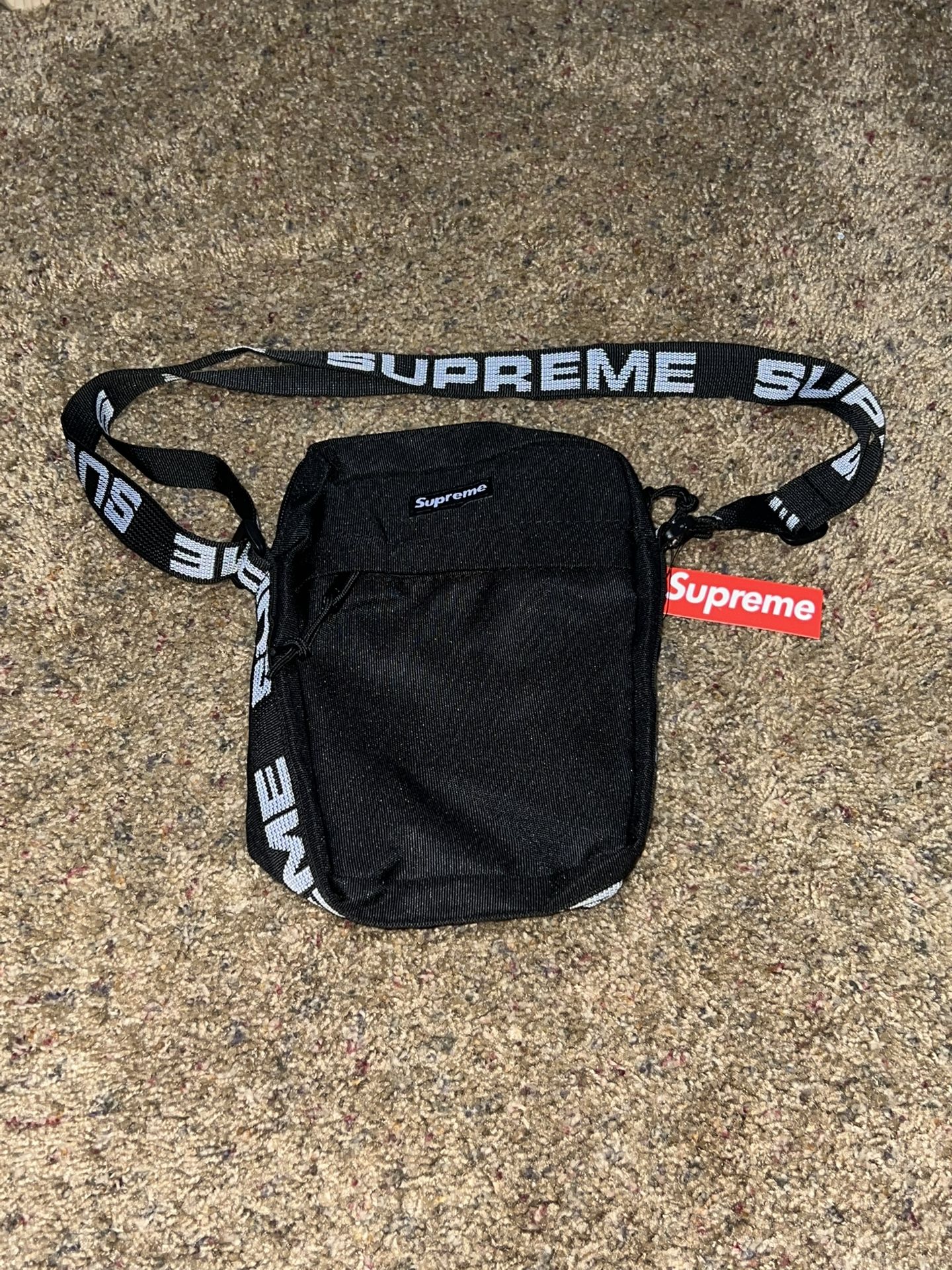 Supreme SS18 Black⚫️ Shoulder Bag