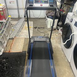 Xterra TR150 Folding Treadmill 