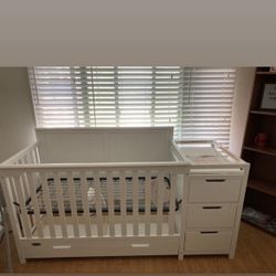 Graco Crib With Changing Table