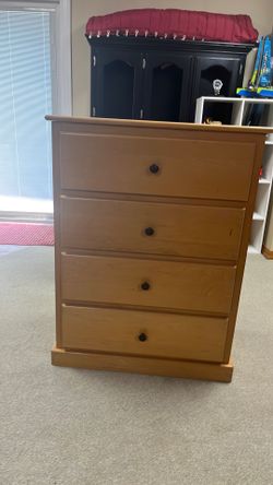 Medium size 4 Drawer Bureau