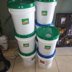 Gallons Of Liquid Laundry Detergent 