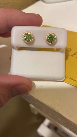 Earings GRA graded