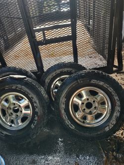 4 Wheel And Tires Chevy LT 6 Lung ,Tahoe , Suburban 