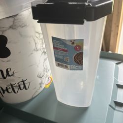 Container For Dig Food 