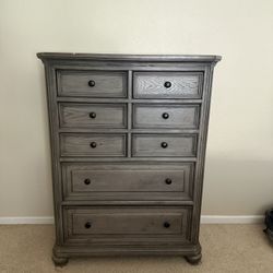 Cal King Bedroom Set 