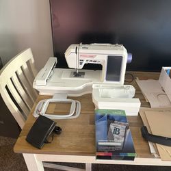 Husqvarna Viking  Designer Quartz 29