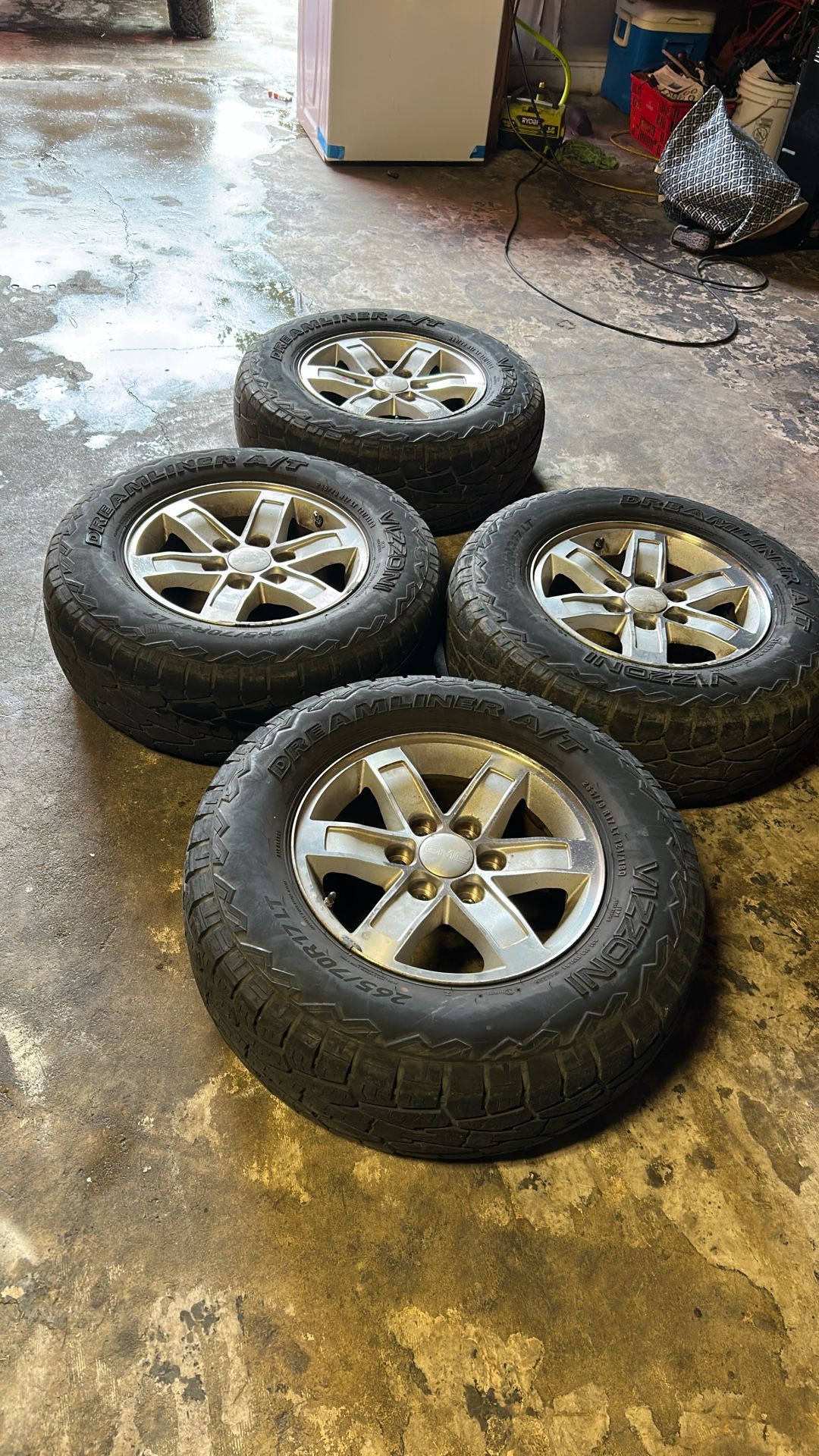 Tires With Aluminum Rims