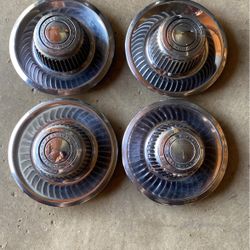 GM RALLY CENTER CAPS 
