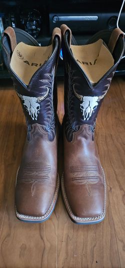 Size 10 Mens Ariat Boots