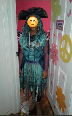 Disney Descendants Uma Costume Size 10/12 L $20