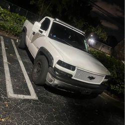 2002 Chevrolet Silverado 1500 Regular Cab