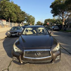 2015 Infiniti Q50