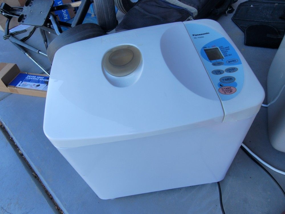 Panasonic SD YD250 Bread maker