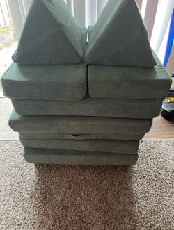 Kids play fort cushions