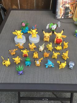 Pokemon mini figures characters 25