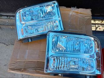 05-07 Ford F-250-F-550 Headlights Faros Calaveras Micas Luces Lamps