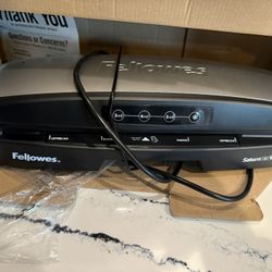 Saturn 3i (95) Laminator – Fast Warm-Up, Smooth Operation, Office Ready