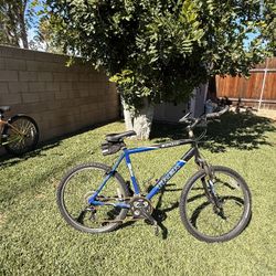 Trek 3700 Mountain Bike