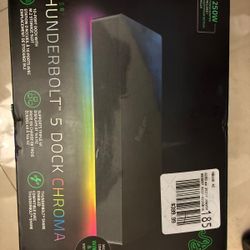 Thunderbolt 5 Dock Chroma