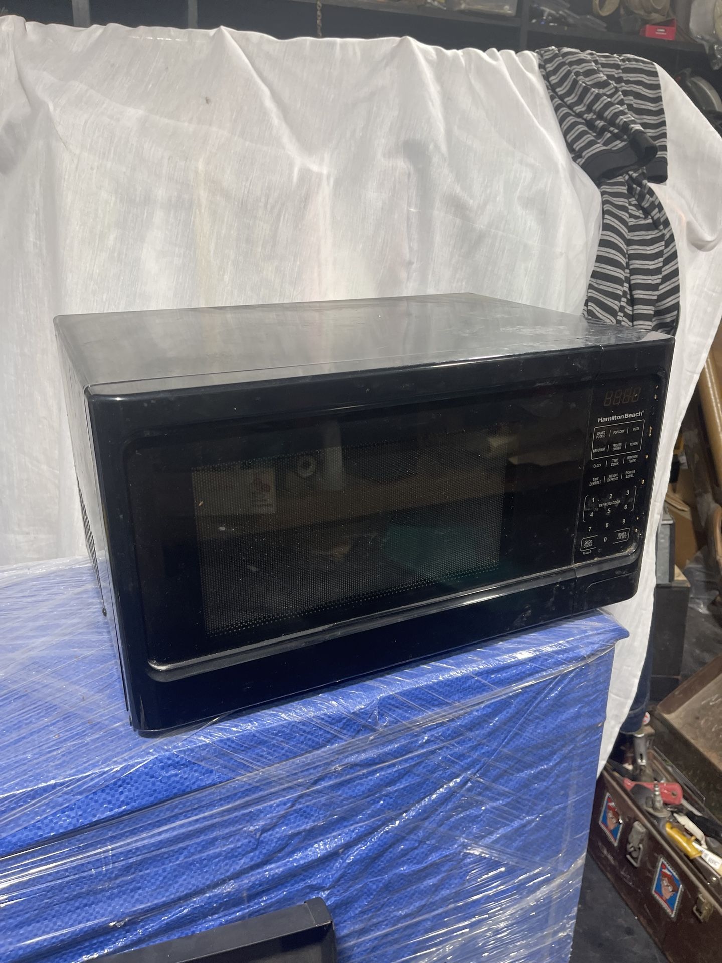 Hamilton Beach- Small Microwave