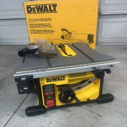 New DEWALT 15 Amp Corded 8-1/4 in. Compact Portable Jobsite Table Saw
