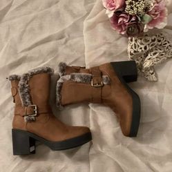 Women’s Suede Booties