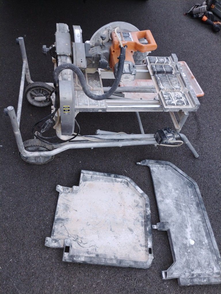 Ridgid Tile Floor Saw Portable Table Cutting Saw