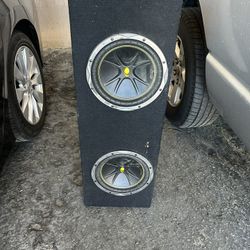 2 10in Kicker Subwoofers 