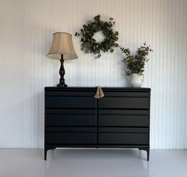 Modern Dresser - Credenza - Chest Of Drawers - Bedroom Dresser
