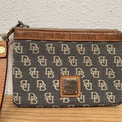 Dooney Bourke 1975 Wristlet Pouch 6x4