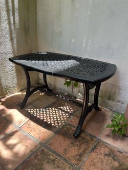 Metal Patio Coffee Table – Black Scroll Legs