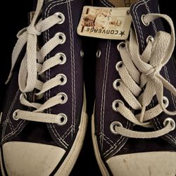 Converse Sneakers 