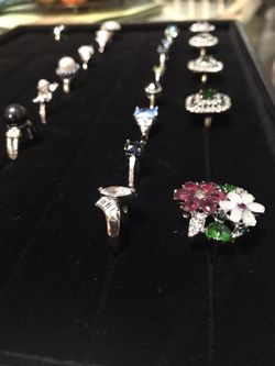 Rings jewelries on sale