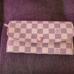 Louis Vuitton Emilie Wallet