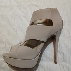 Heels Size 7