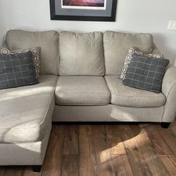 Sectional/2 accent chairs