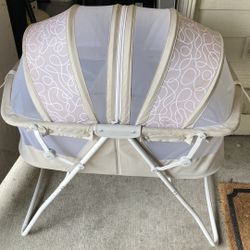 Portable Dream On Me Bassinet