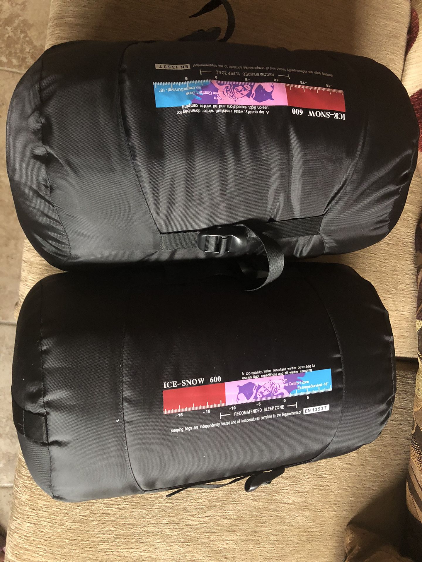 Two Down sleeping bag ( each filled with 600g goose down)