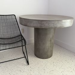 Modern Solid Concrete Table – Round Sculptural Pedestal – 30”H x 35.5”W