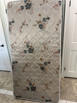 Twin mattress
