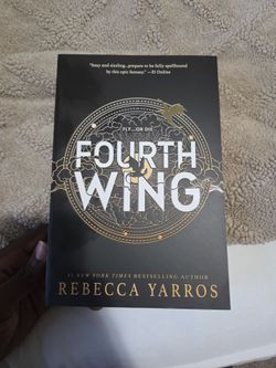 Fourth Wing Book 1