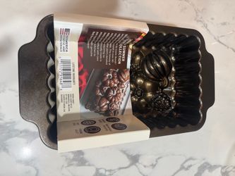 Nordic Ware loaf pan