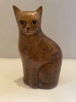 Vintage ceramic wood look cat statue by Crowning Touch collection. USA made. Cottage / MCM/ rustic