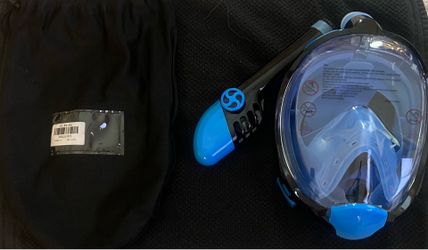 Full Face Snorkel Mask Set New With Carry Bag