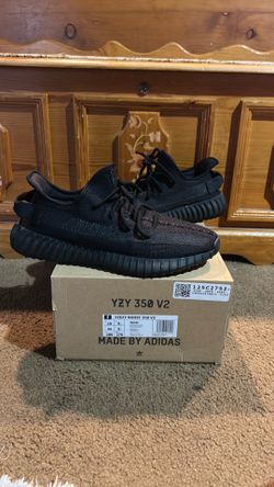 Yeezy 350 Onyx